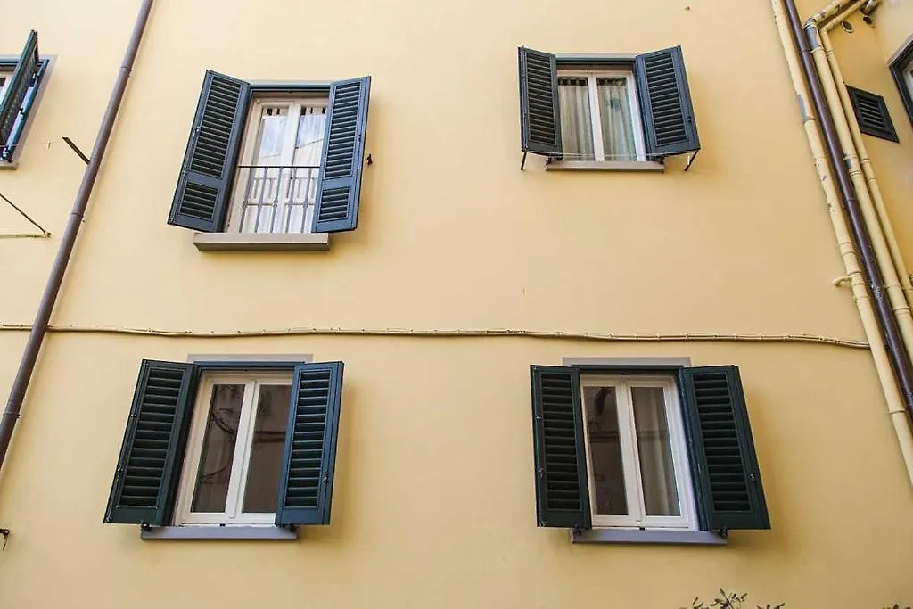 Quarto em Acomodações Particulares Rooms Libertyhouse Firenze